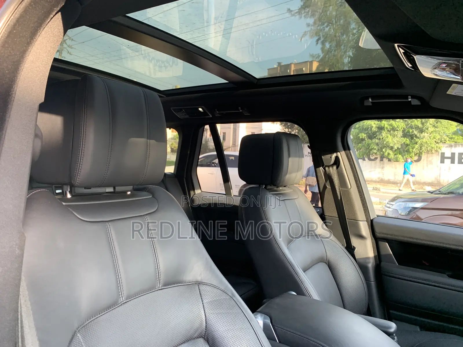Land Rover Range Rover Vogue 2019 Purple