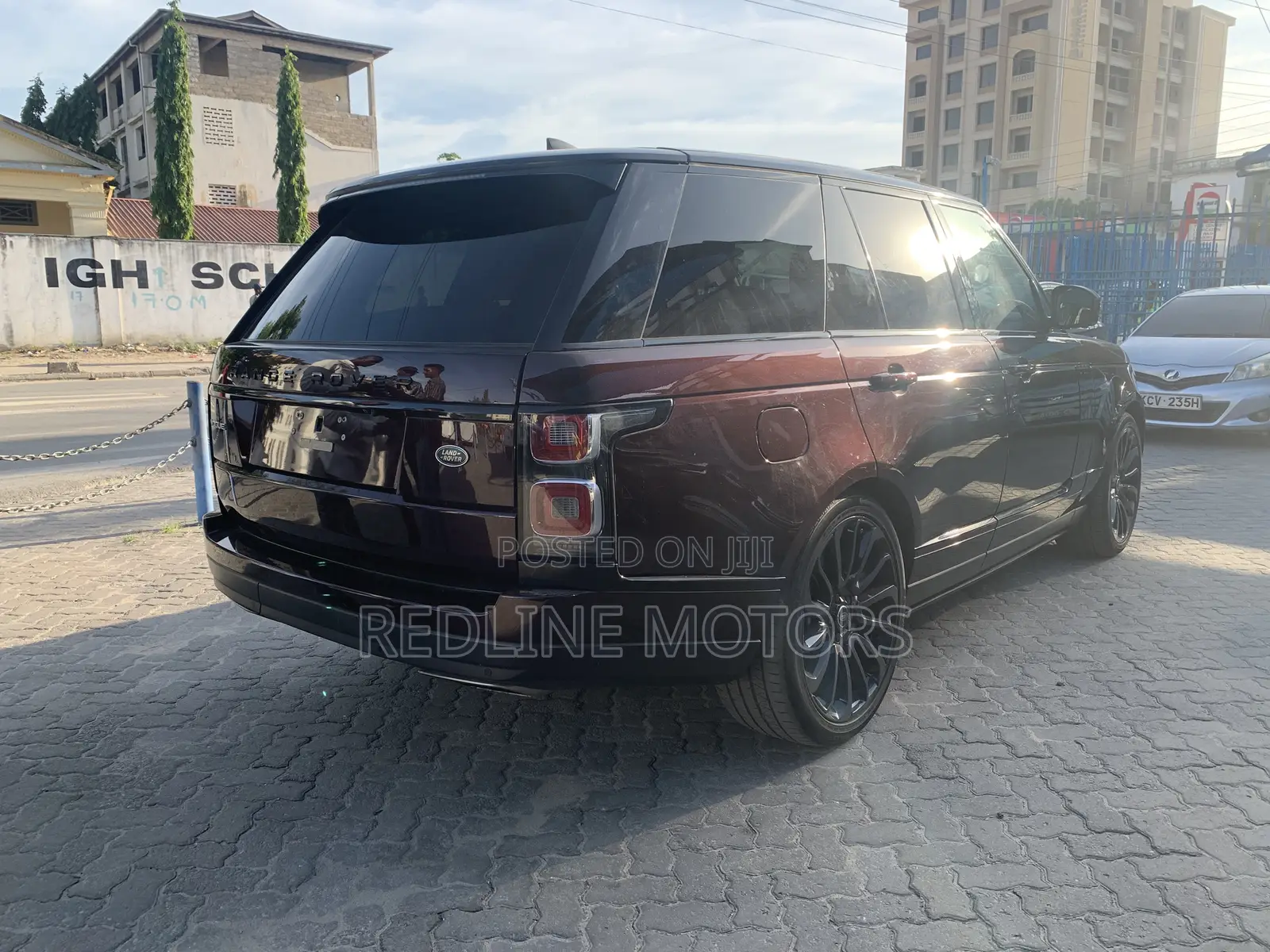 Land Rover Range Rover Vogue 2019 Purple