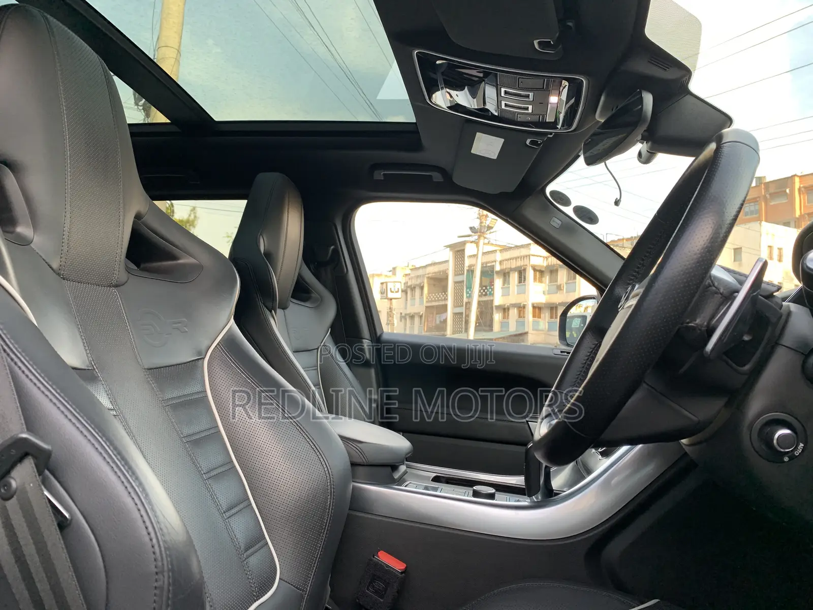 Land Rover Range Rover Sport SVR 4x4 (5.0L 8cyl 8A) 2017 Black