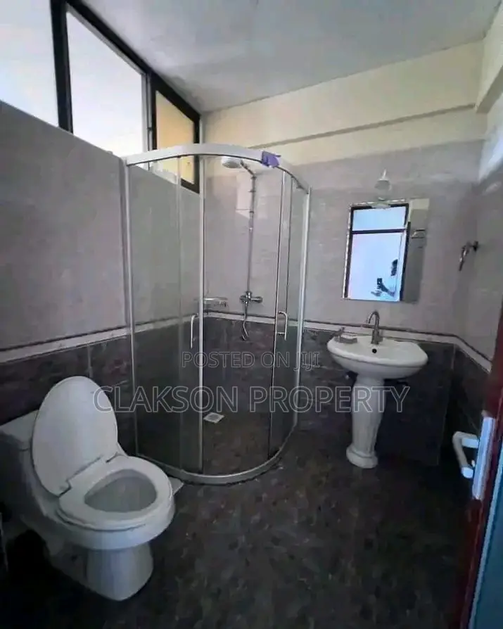 3bdrm Apartment in Kilimani Riara Road for rent