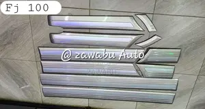 Land Cruiser FJ 100 Grey Door Moulding