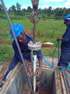 Submersible Borehole Pump Installation and Pump Lowering