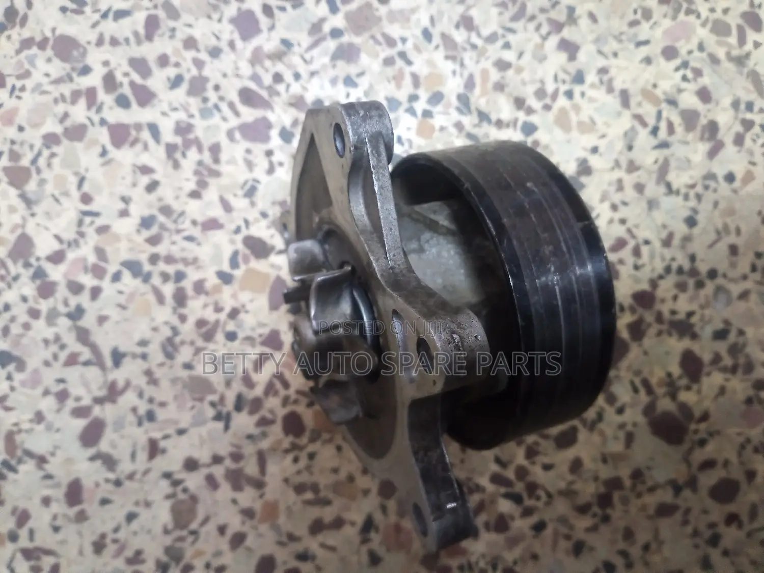 Nissan X Trail Mr 20 Water Pump New Model