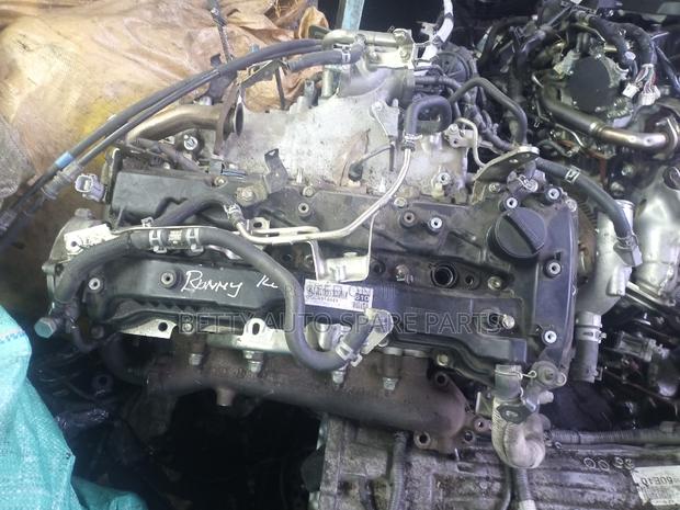 Toyota Hilux Vigo 4 Wd Complete Engine - thumbnail 2