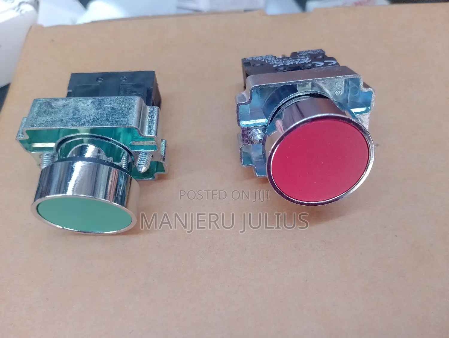 Push Button Switch