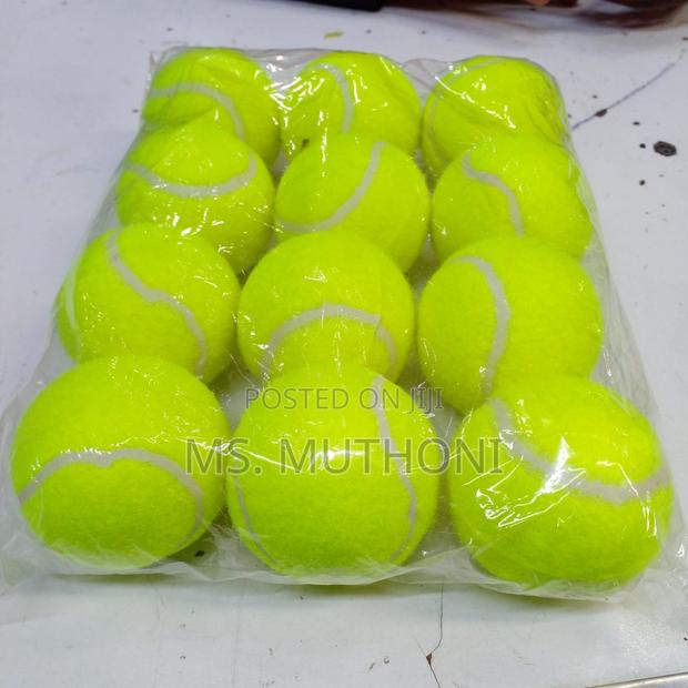 A Dozen(12) Tennis Ball