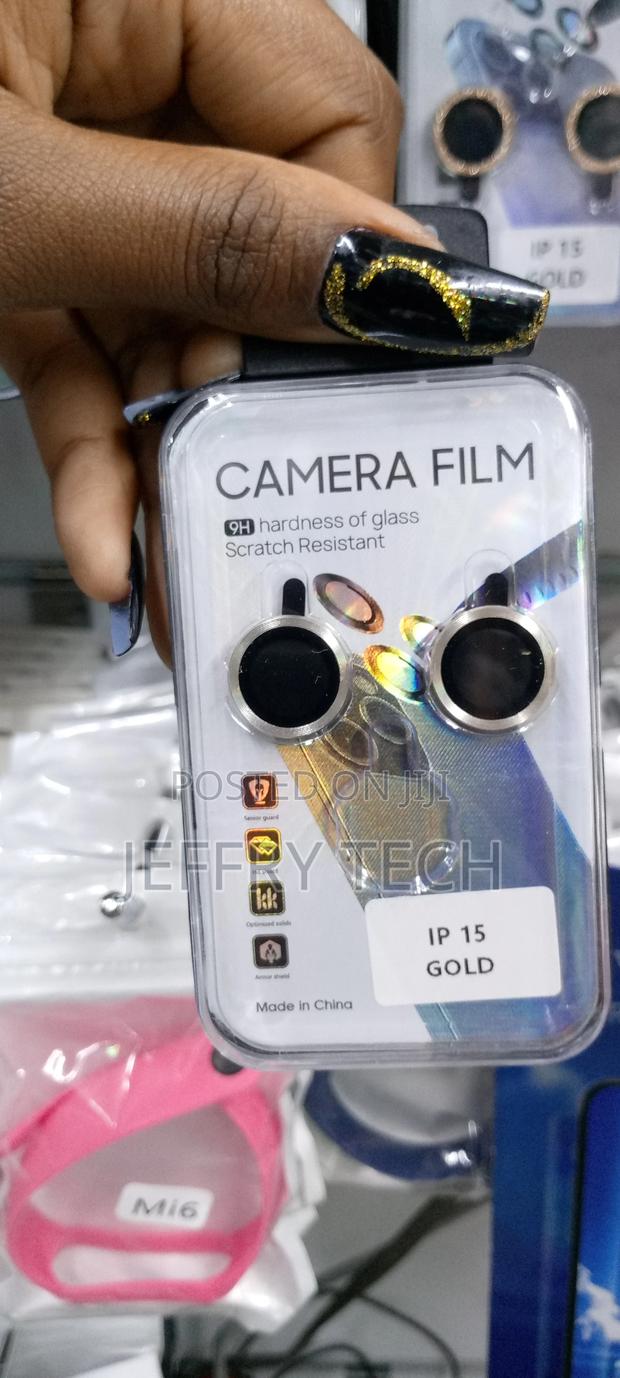 Etech Camera Lens Protector for iPhone 15 6.1-Inch - thumbnail 2