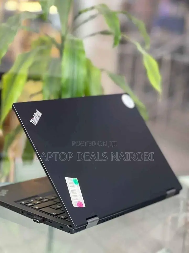 Laptop Lenovo ThinkPad X380 Yoga 8GB Intel Core I5 HDD+SSD 256GB