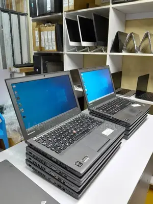 Laptop Lenovo ThinkPad 240X 8GB Intel Core I5 HDD+SSD 500GB