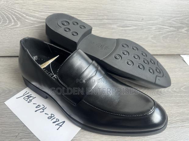 Empire Leather Official Shoes
39-45