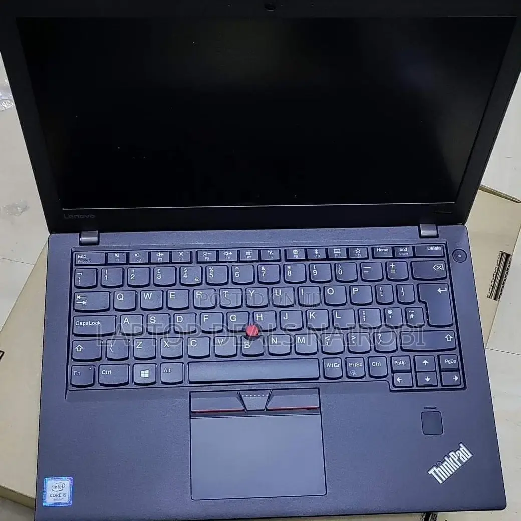Laptop Lenovo ThinkPad X260 8GB Intel Core I7 SSD 256GB