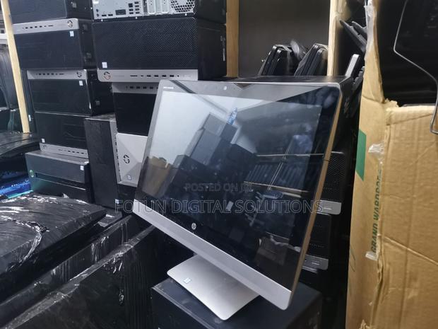 Desktop Computer HP EliteDesk 800 G3 8GB Intel Core I5 SSD 256GB - thumbnail 2