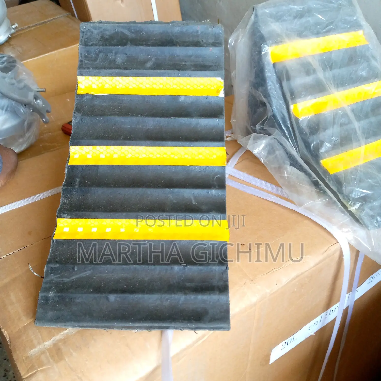 Lorry Wheel Stopper Available