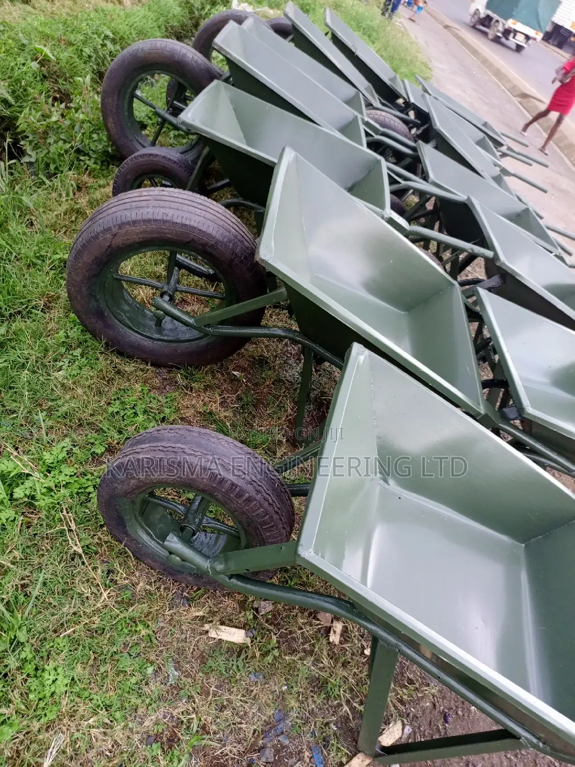 Strong Gauge Wheelbarrows