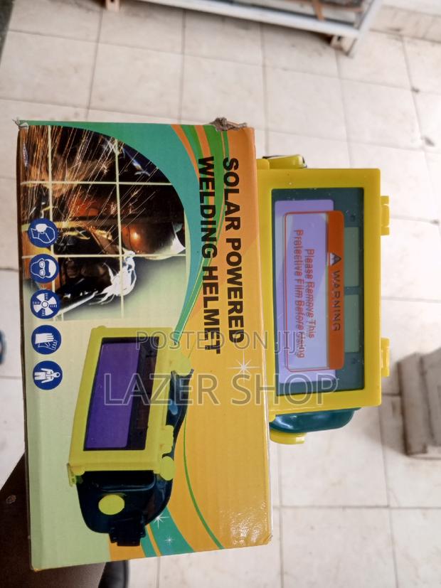 Solar Powered Welding Helmet - thumbnail 2