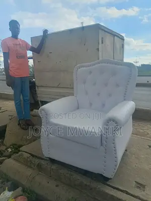 Pedicure Seat, Unique Latest Design 