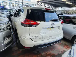 Nissan X-Trail 2.0 Petrol AWD 2018 White