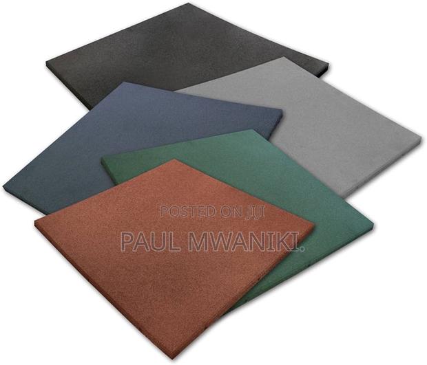 Flooring Tiles - 50cm X 50cm X 20mm Rubber Tile - main view