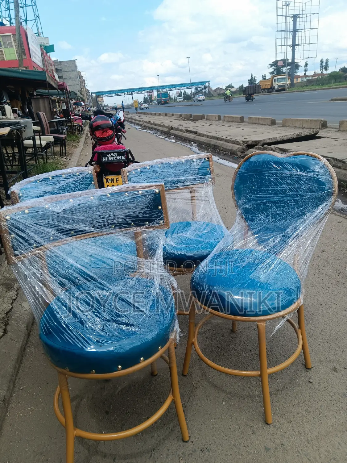 Manicure Seats, Stylish and Classy 