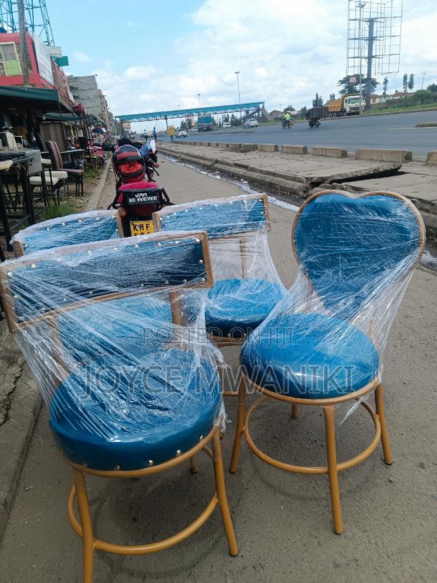 Manicure Seats, Stylish and Classy - main view