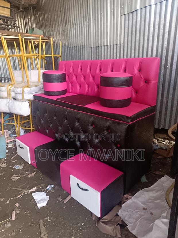 Pedicure Seat, Black and Pink With Drawers - main view