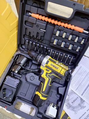 Dewalt 21v Brushless Cordless Drill - thumbnail 2