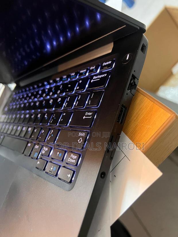 Laptop Dell Latitude 7390 8GB Intel Core I5 SSD 256GB - thumbnail 5