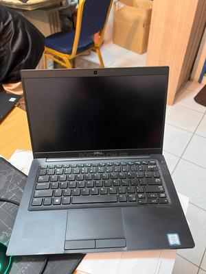 Laptop Dell Latitude 7390 8GB Intel Core I5 SSD 256GB - main view