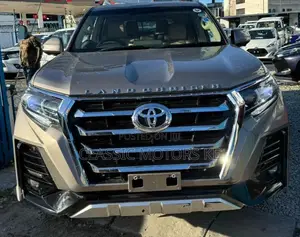 Gold Edition 2018 Toyota Land Cruiser Prado 2.8D
