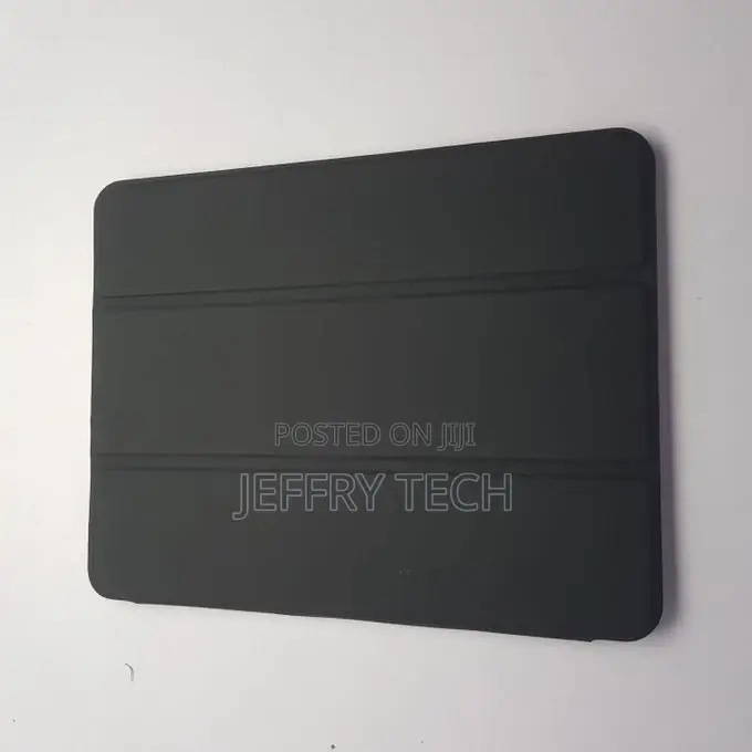 iPad 10.9 Case With a Place for the Stylus-Black