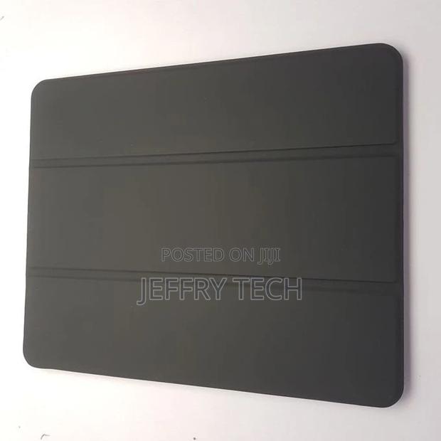 iPad 12.9 Case With a Place for the Stylus-Black