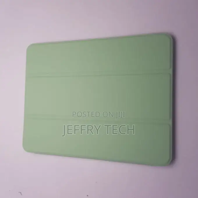 iPad 10.9 Case With a Place for the Stylus-Green