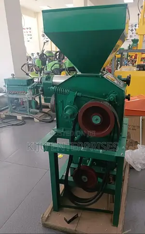 Roller Mill Available With Its Crusher and Motor
