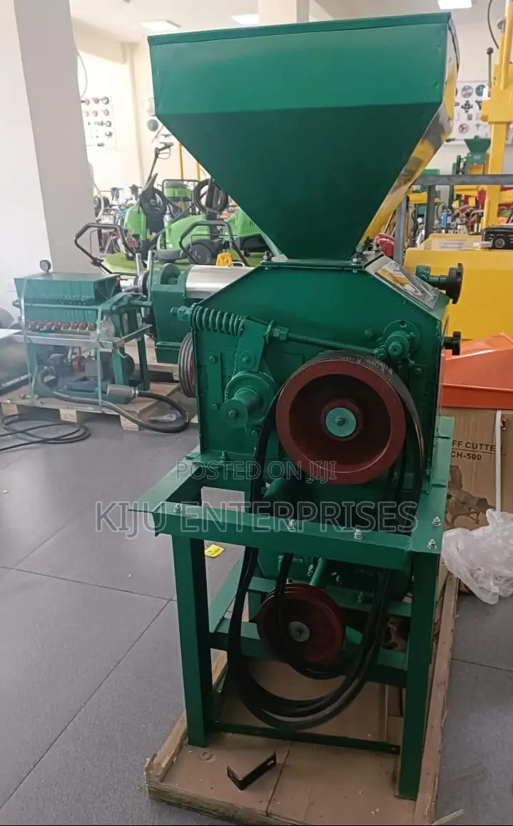 Roller Mill Available With Its Crusher and Motor
