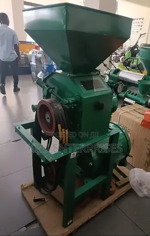 Roller Mill Available With Its Crusher and Motor