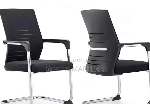 Visitors Office Chair - main view