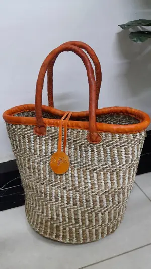 Size 12 With Leathered Handles