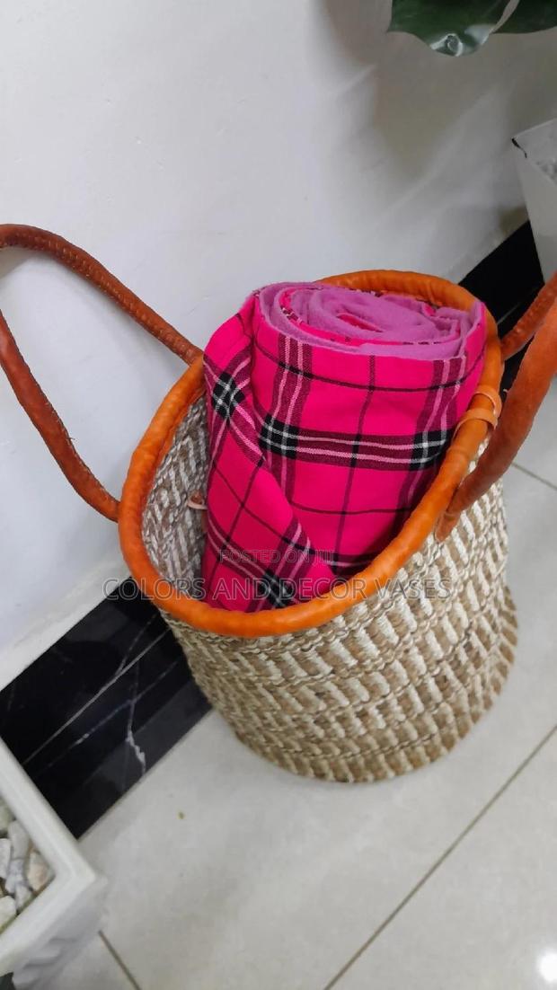 Size 12 With Leathered Handles for Throw Pillows - main view