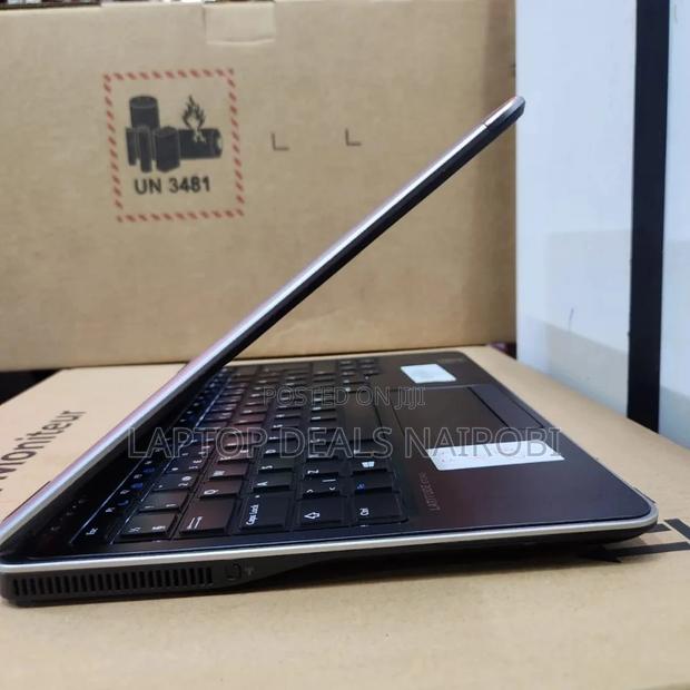 Laptop Dell Latitude E7240 8GB Intel Core I5 SSD 256GB - thumbnail 3