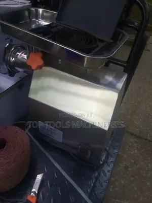 Meat Mincer TK M22