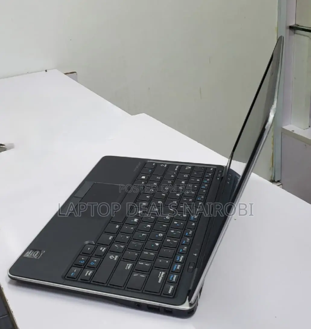 Laptop Dell Latitude E7240 8GB Intel Core I5 HDD 500GB