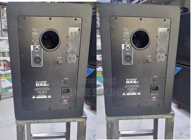 BX8 -D2 Studio Monitors Professional (Pair) - thumbnail 2