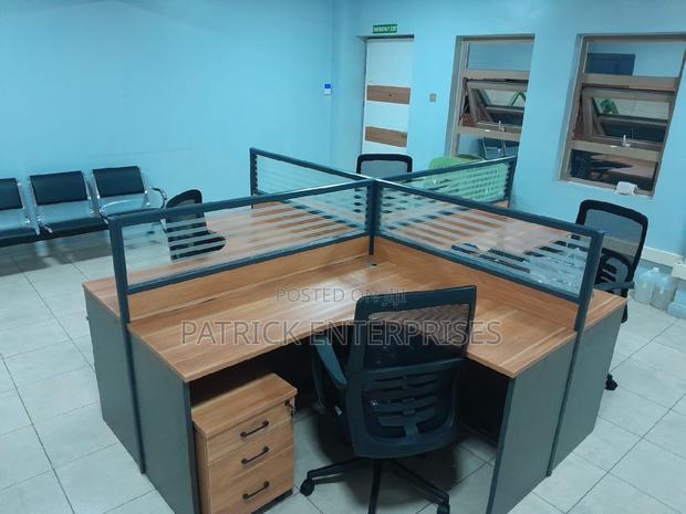Executive Imported Morden 4 Way Workstation