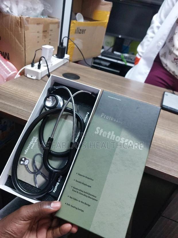 Professional Stethoscope Black - main view