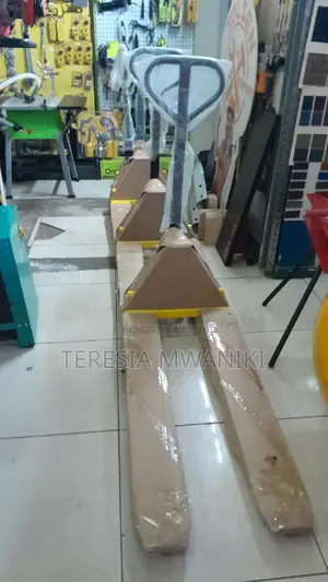 Hydraulic Pallet Truck [Windsor]