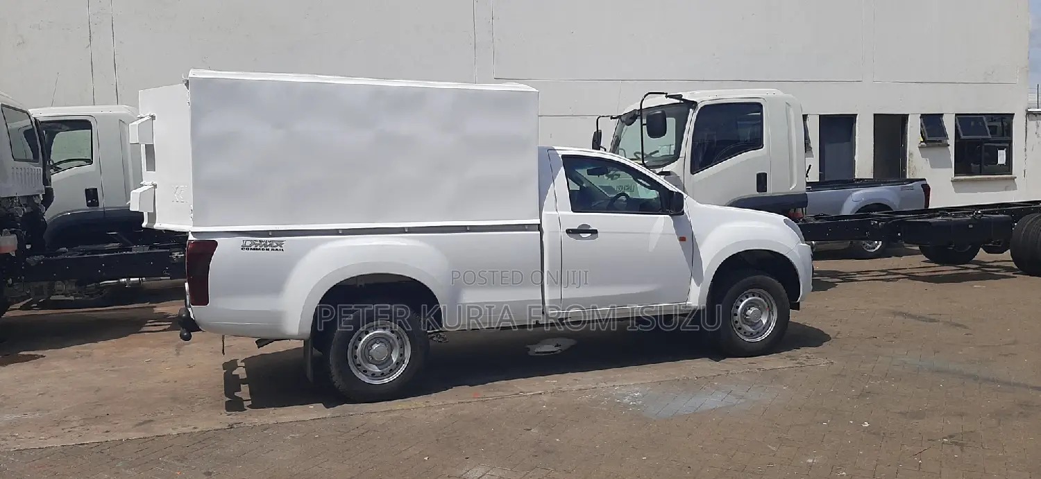 New Isuzu D-MAX 2024 White