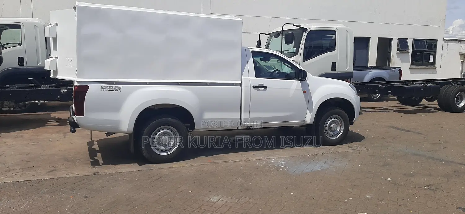 New Isuzu D-MAX 2024 White