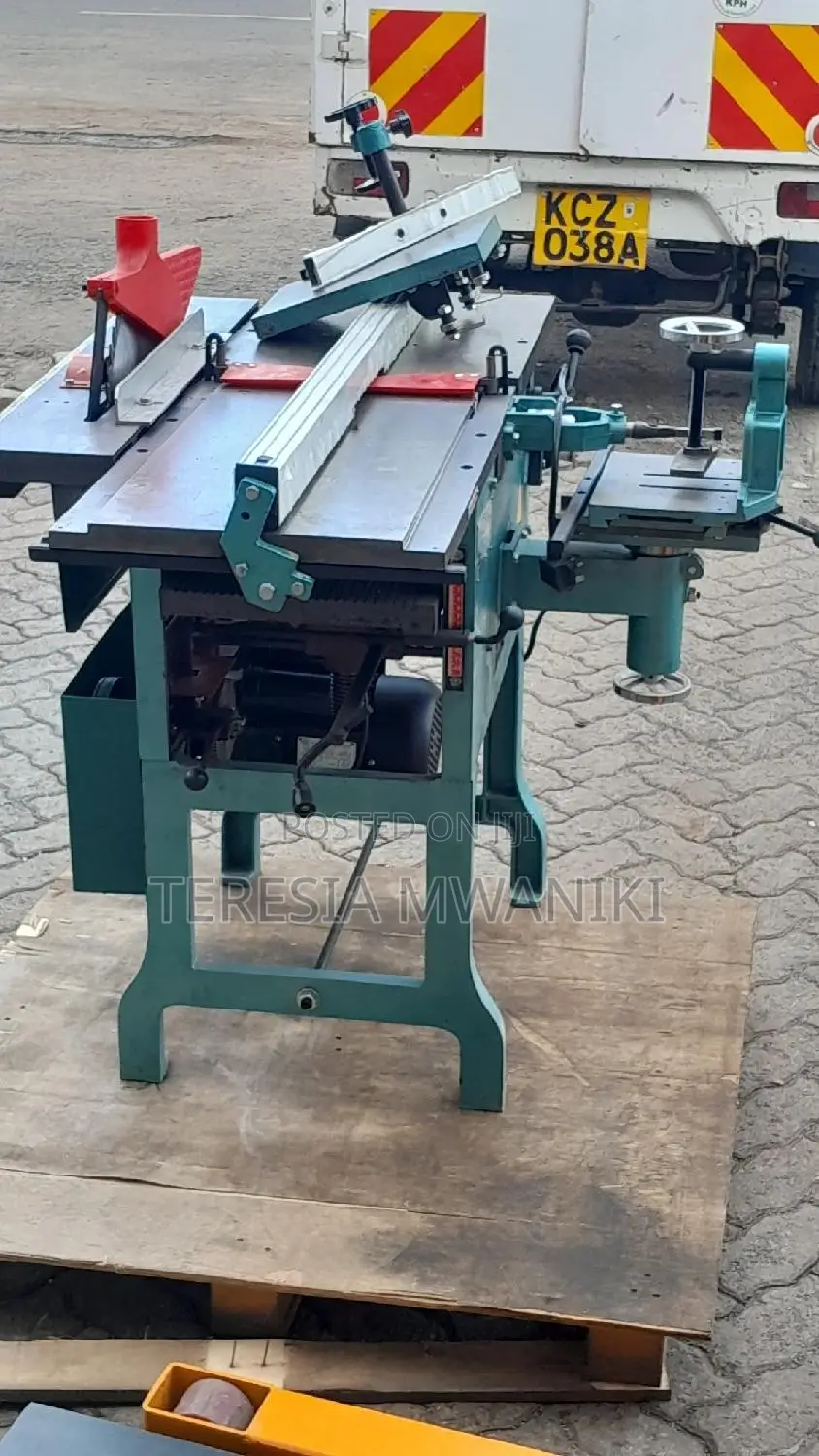 ML393A Mult-Functions Woodworking Machine.