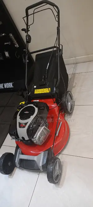 Briggs and Stratton Lawn Mower