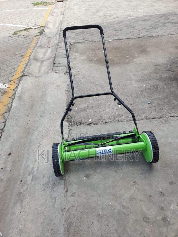 Manual Lawn Mower 18inches in Stock